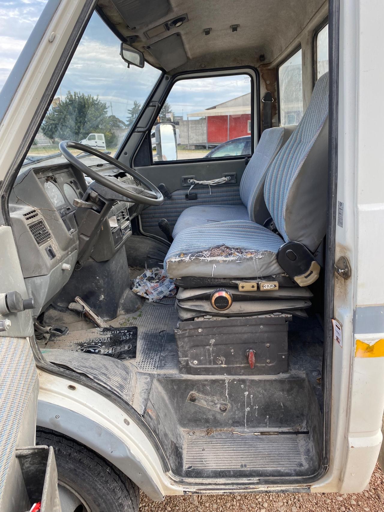 Iveco Daily 49-12 Si Vende Per Passaggio O Ricambi