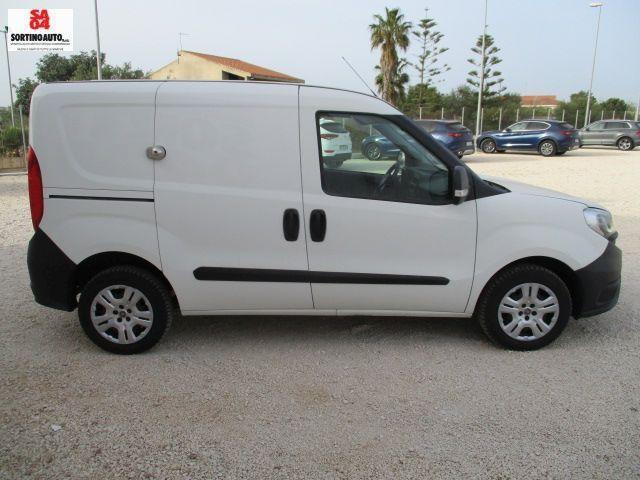 FIAT DOBLO CARGO 1.3 MJT PROF.90cv 7-2016 KM110000