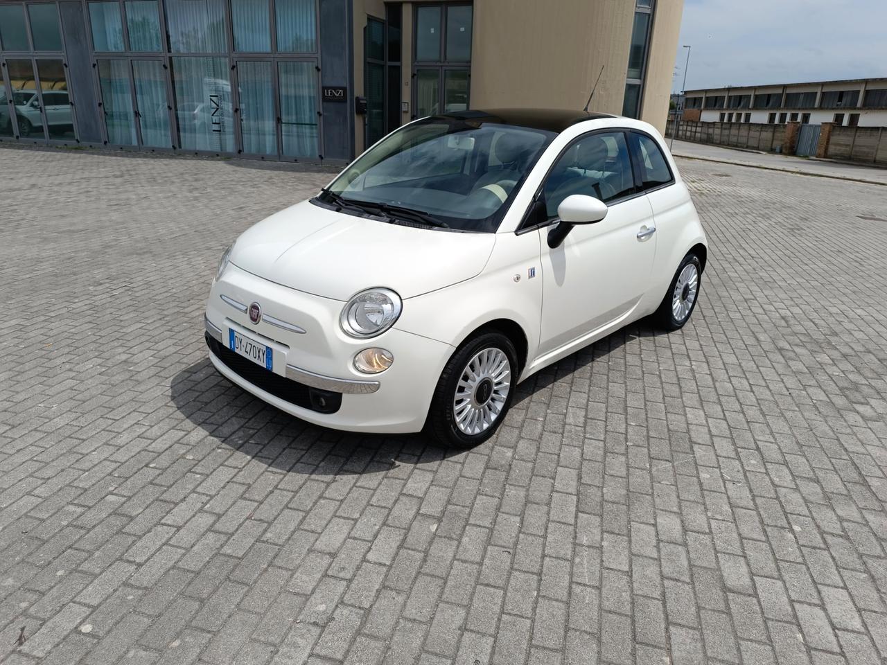 Fiat 500 1.2 Lounge del 2009 CON 118.000 KM