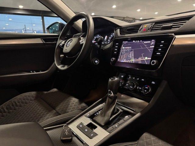 SKODA Superb 2.0 TDI EVO 150 CV SCR DSG Wagon Executive