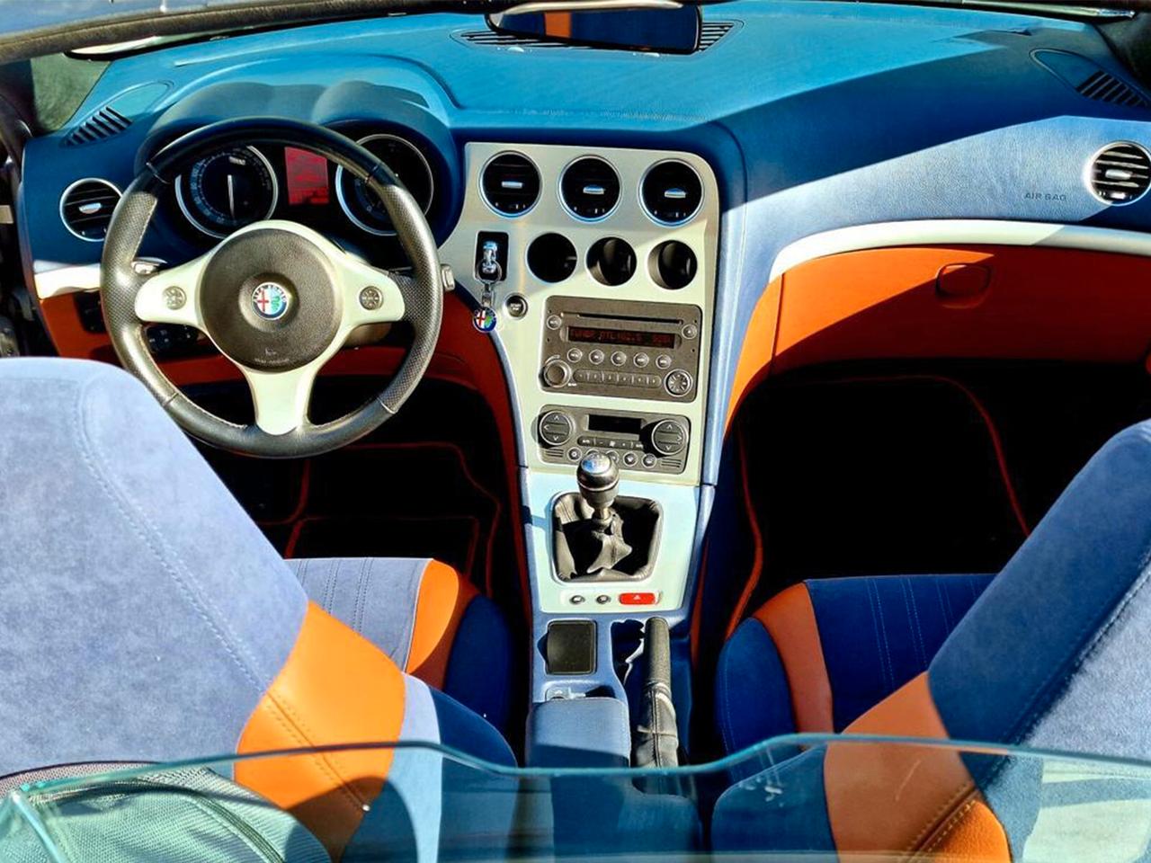 Alfa Romeo Spider 2.4 JTDm