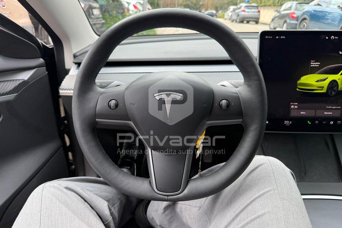 TESLA Model 3 RWD