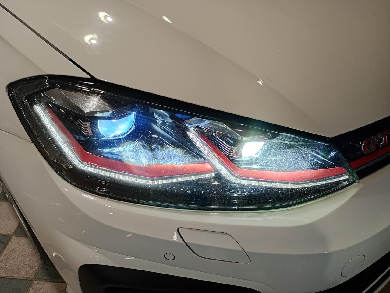 Volkswagen Golf GTI Performance 2.0 245 CV TSI DSG 5p. BMT