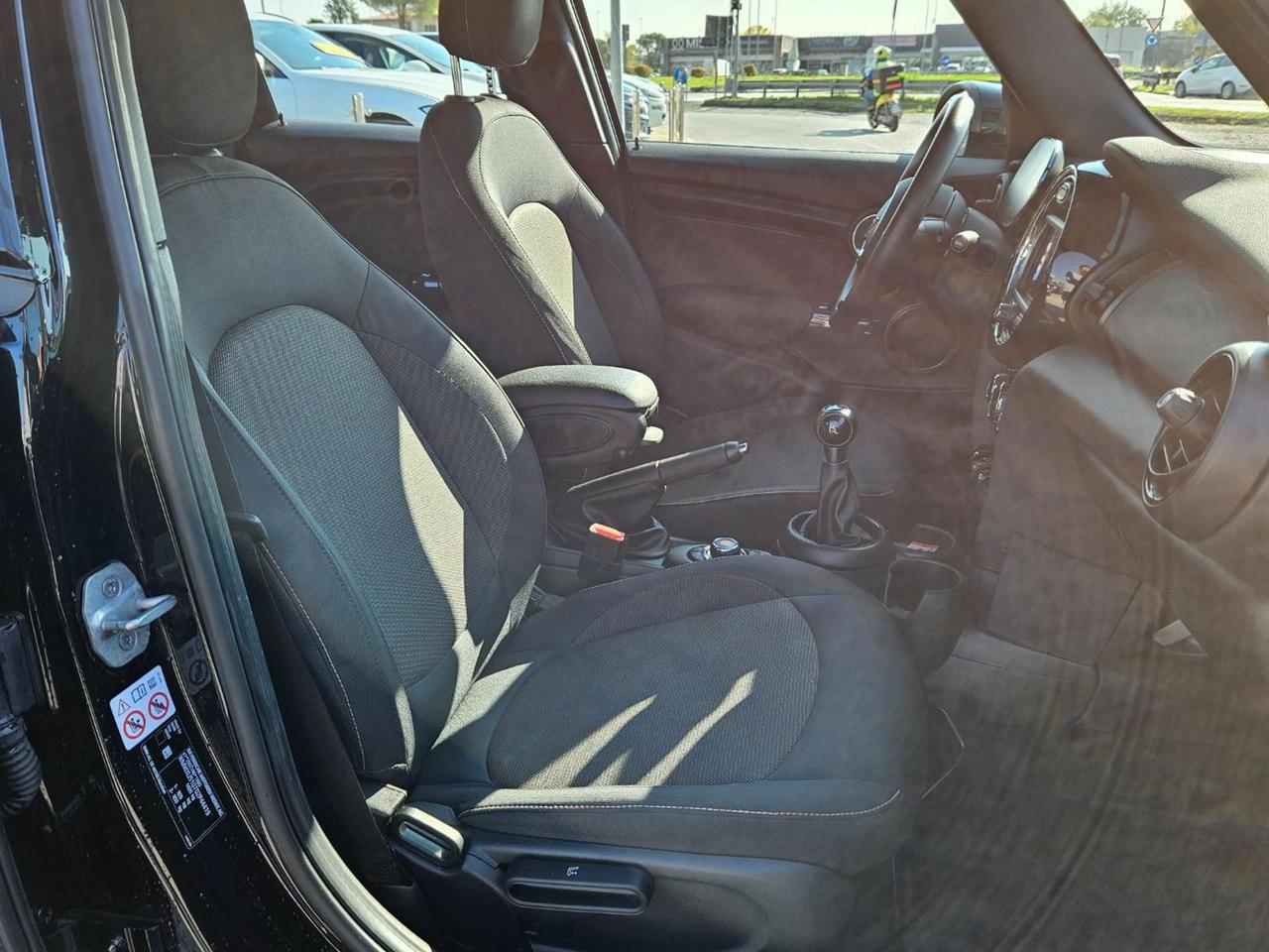 MINI One 1.5 5 porte Virtual Display