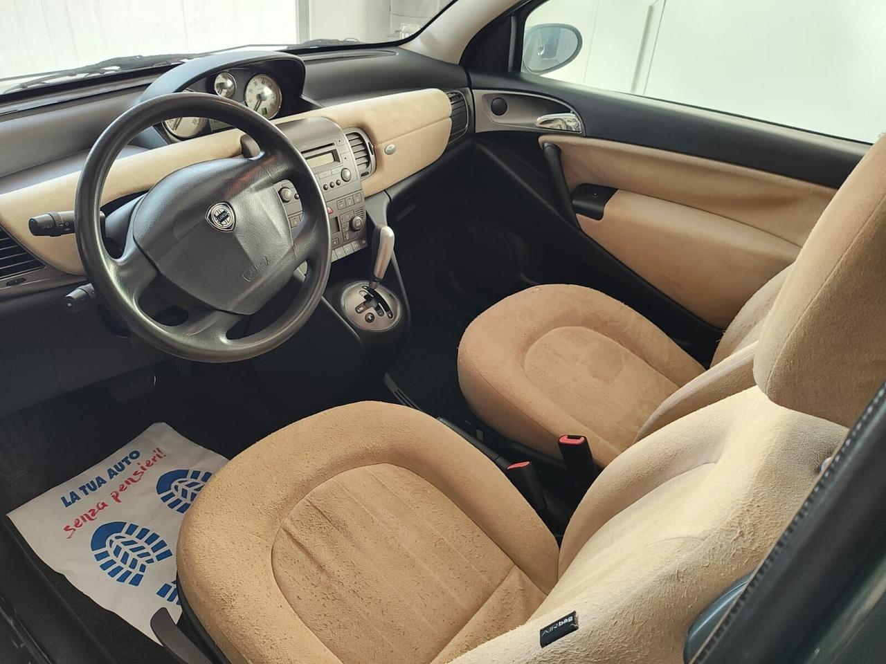 Lancia Ypsilon 1.3 Multijet automatica