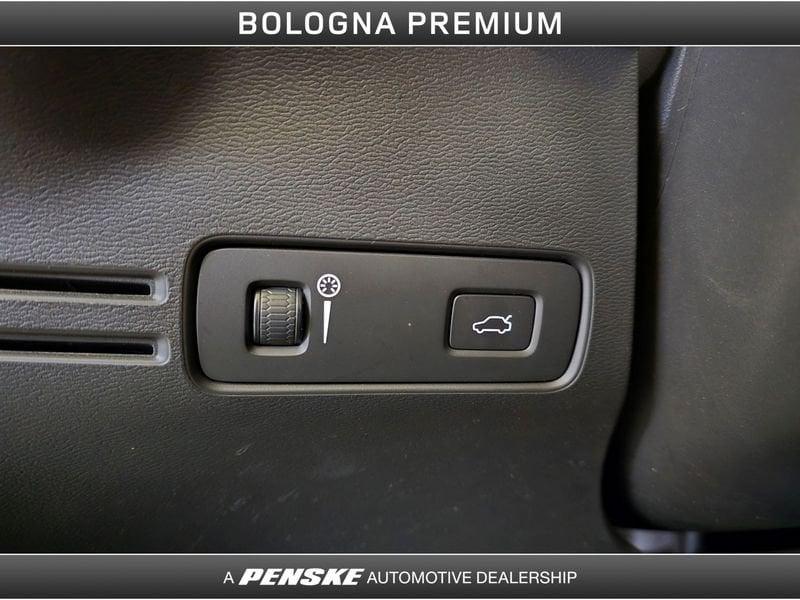 Volvo XC40 XC40 D3 Geartronic R-design N1