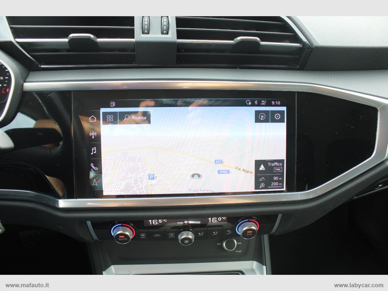 AUDI Q3 35 TDI S tronic Business