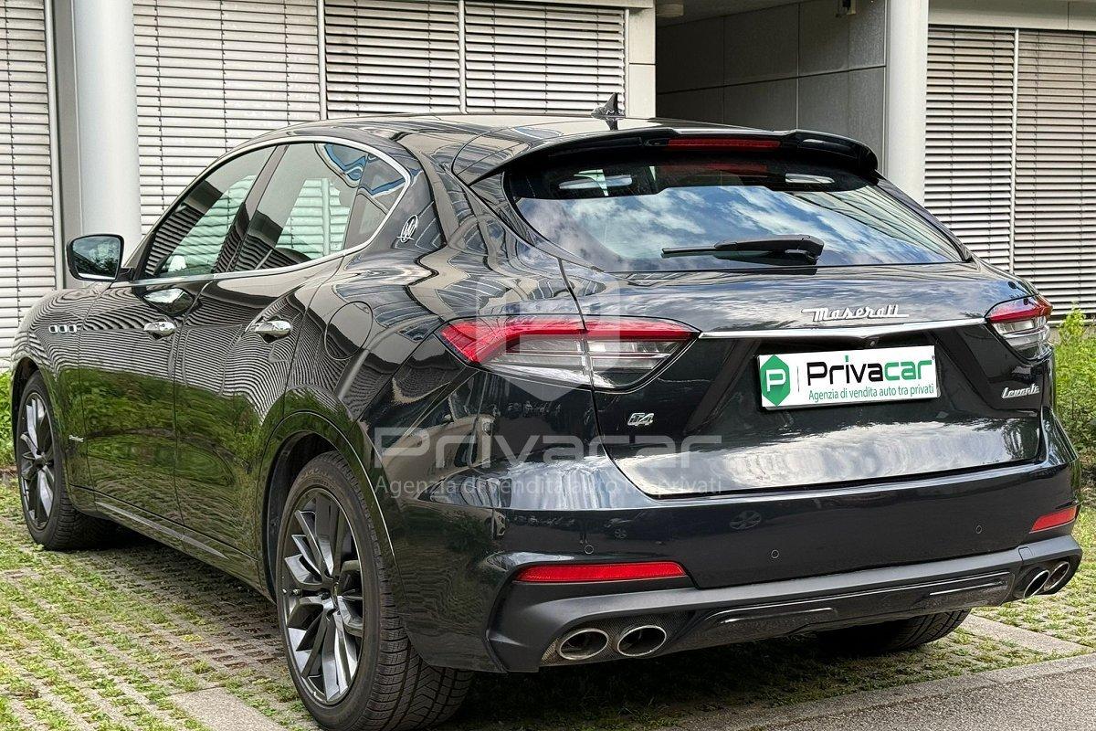 MASERATI Levante V6 Diesel 275 CV AWD Gransport