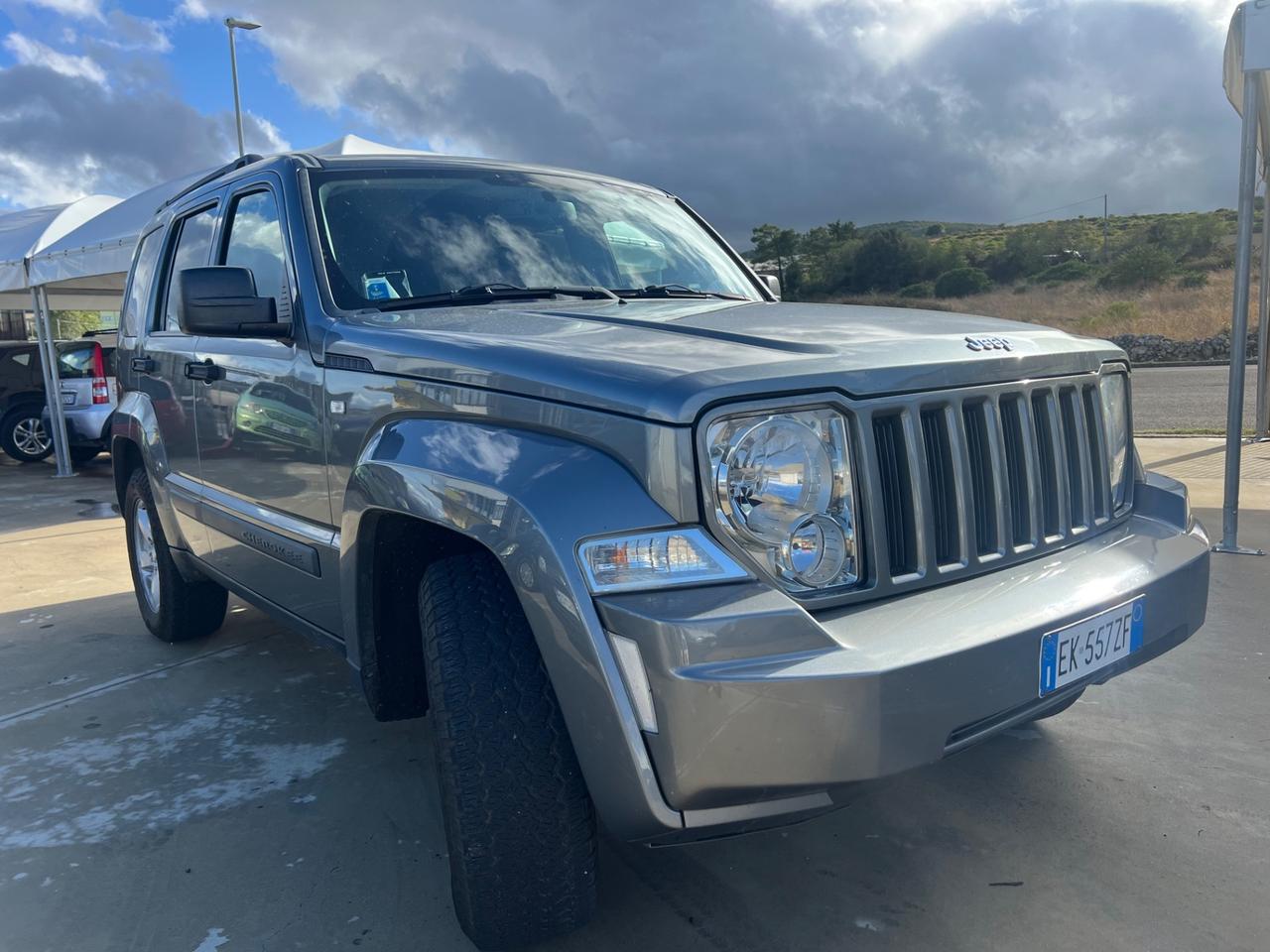 Jeep Cherokee 2.8 CRD DPF Sport Auto