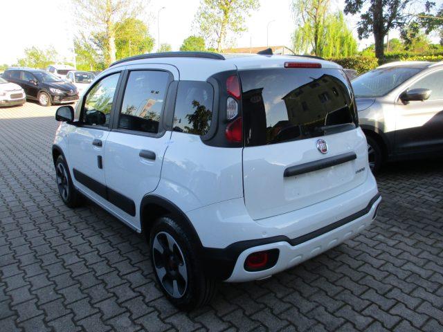 FIAT Panda 1.0 Hybrid Cross CarPlay/Sensori Park