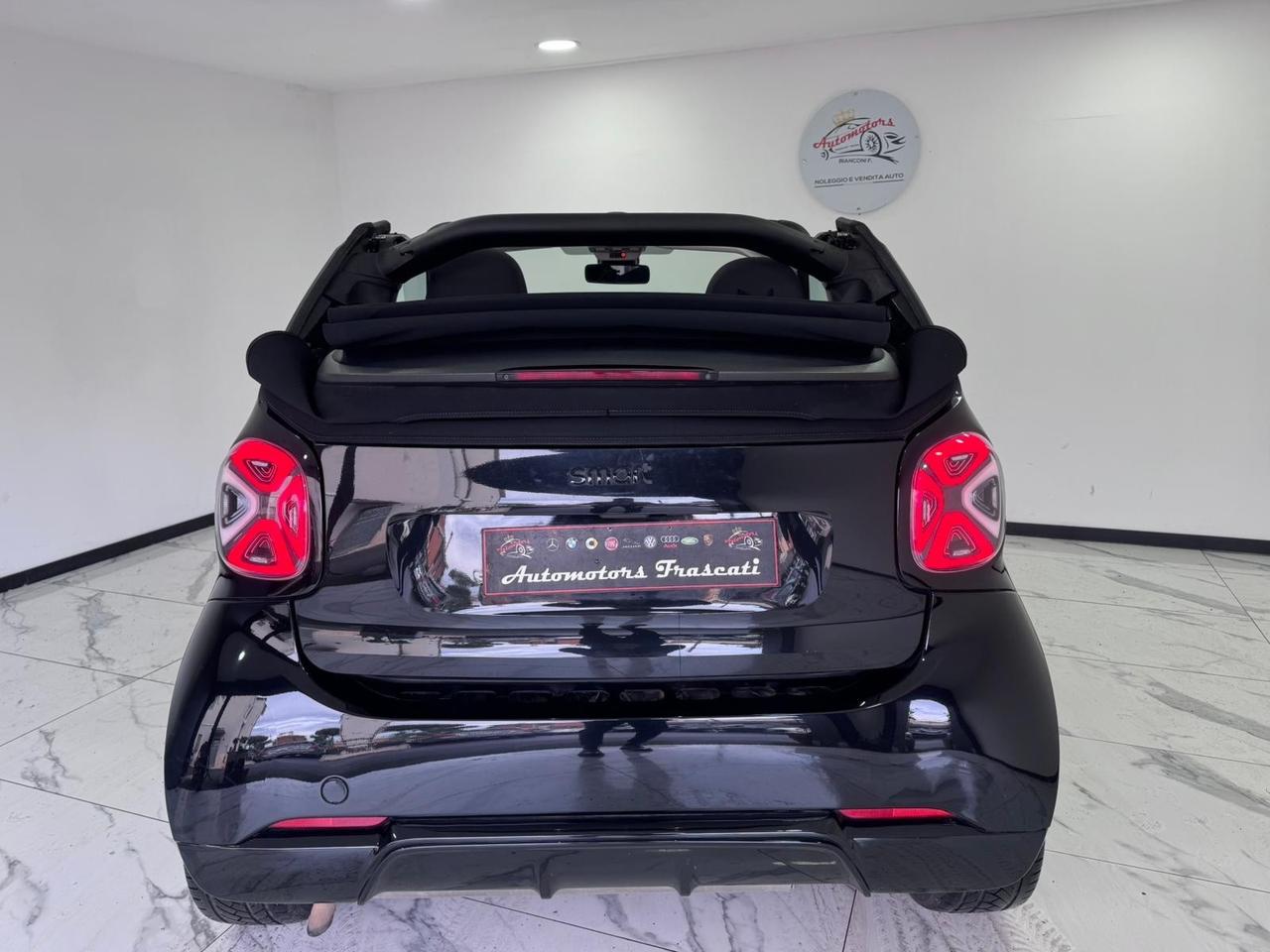 Smart ForTwo 71 cv-AUTOMATICA-CABRIO-2019