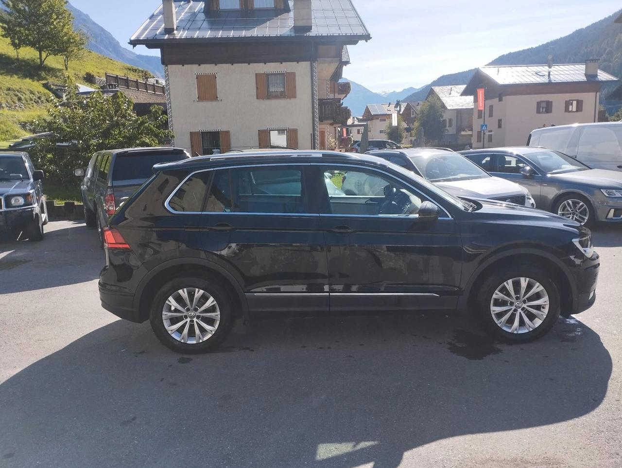 Volkswagen Tiguan 2.0 TDI SCR DSG 4MOTION Business BMT