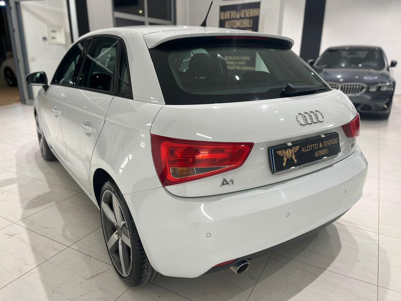 Audi A1 1.6 TDI 90 CV Neo Patentati 2012