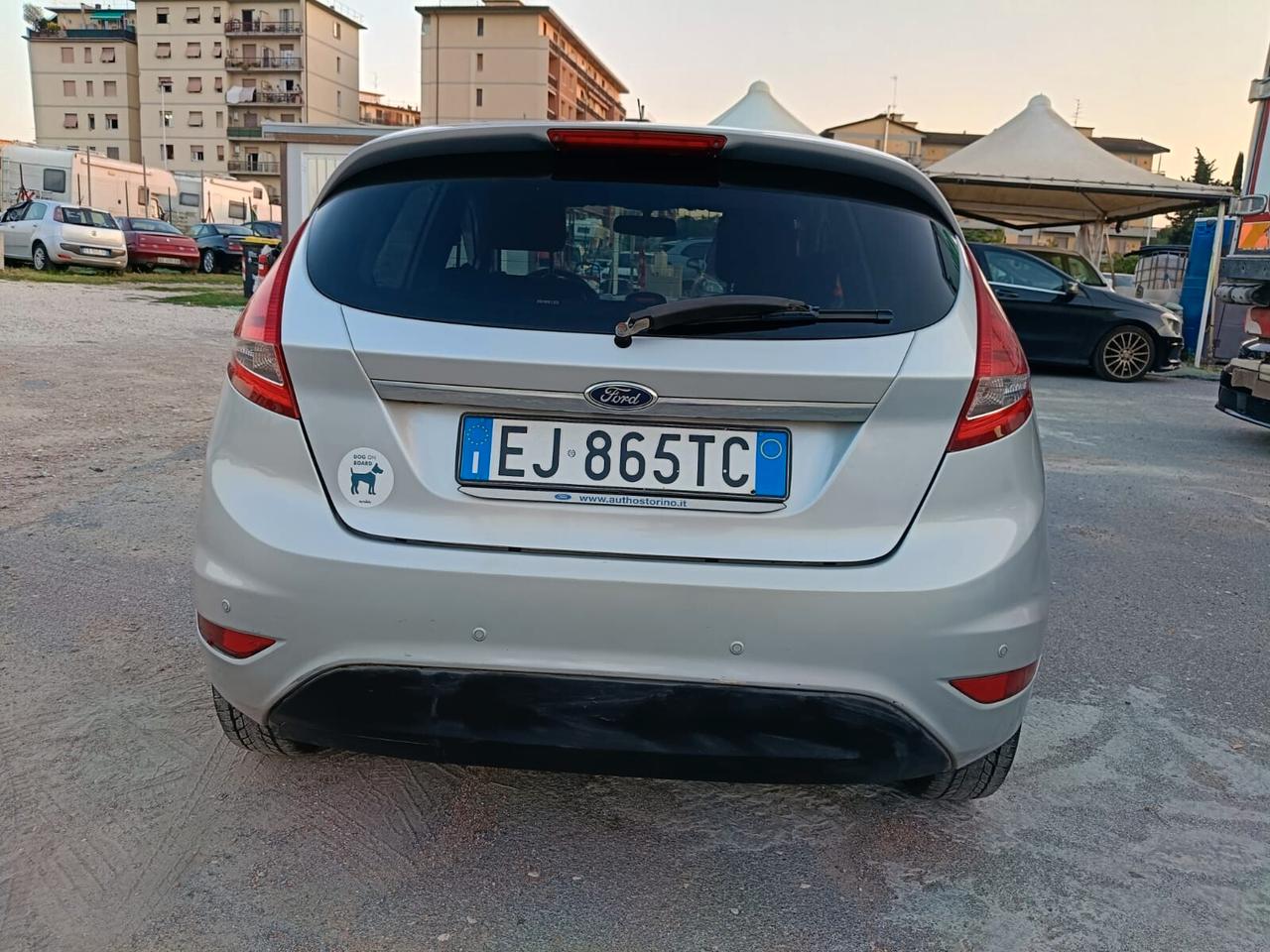 Ford Fiesta 1.4 5 porte Bz.- GPL Titanium