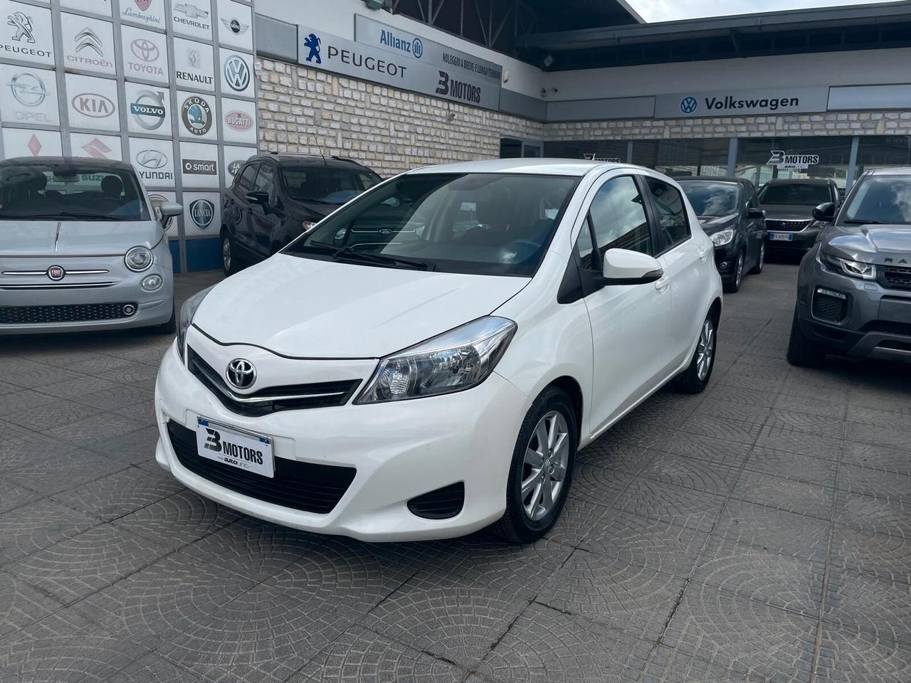Toyota Yaris 1.4 D-4D 5 porte Lounge