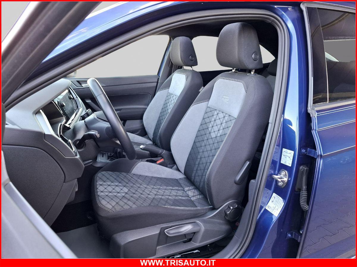 VOLKSWAGEN Taigo 1.0 TSI R-line NEOPATENTATI (TETTO APRIBILE)