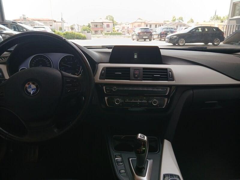 BMW Serie 3 320d Business Advantage Autom.