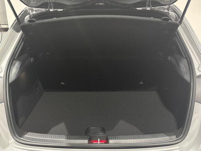 MERCEDES-BENZ A 250 e hybrid EQ AMG Line Advanced Plus