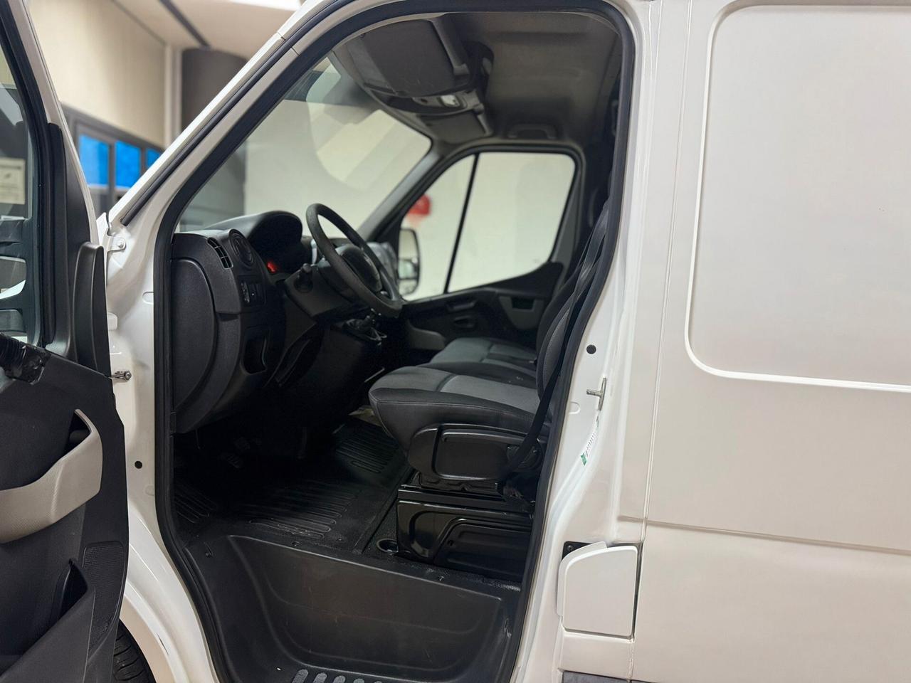 Renault Master T35 2.3 dCi/145 PM Cabinato Twin Turbo S&S