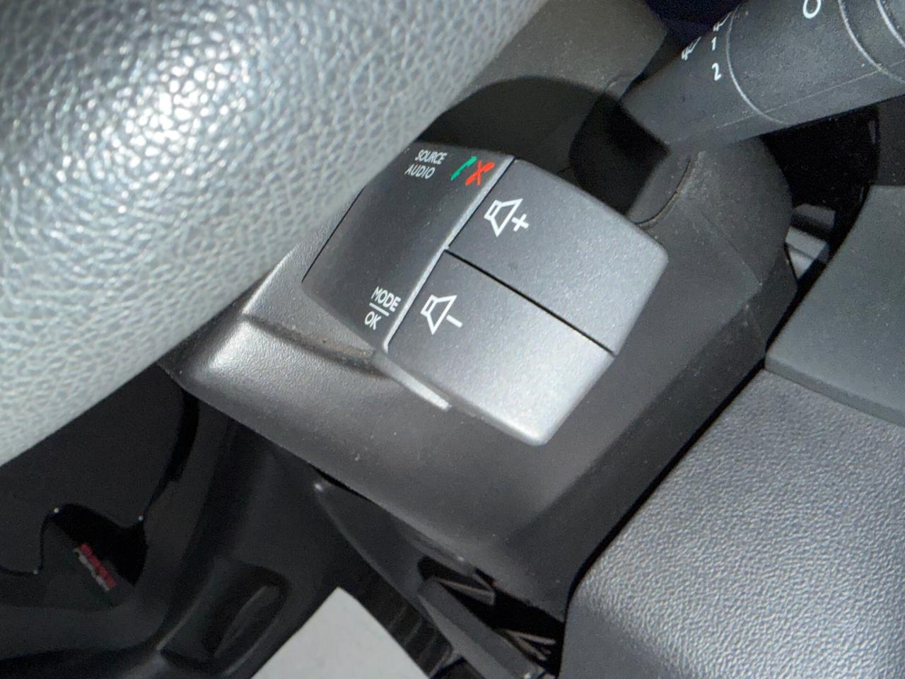 Renault Clio 0.9 TCE 90 cv. BUSINESS (Imp. GPL)