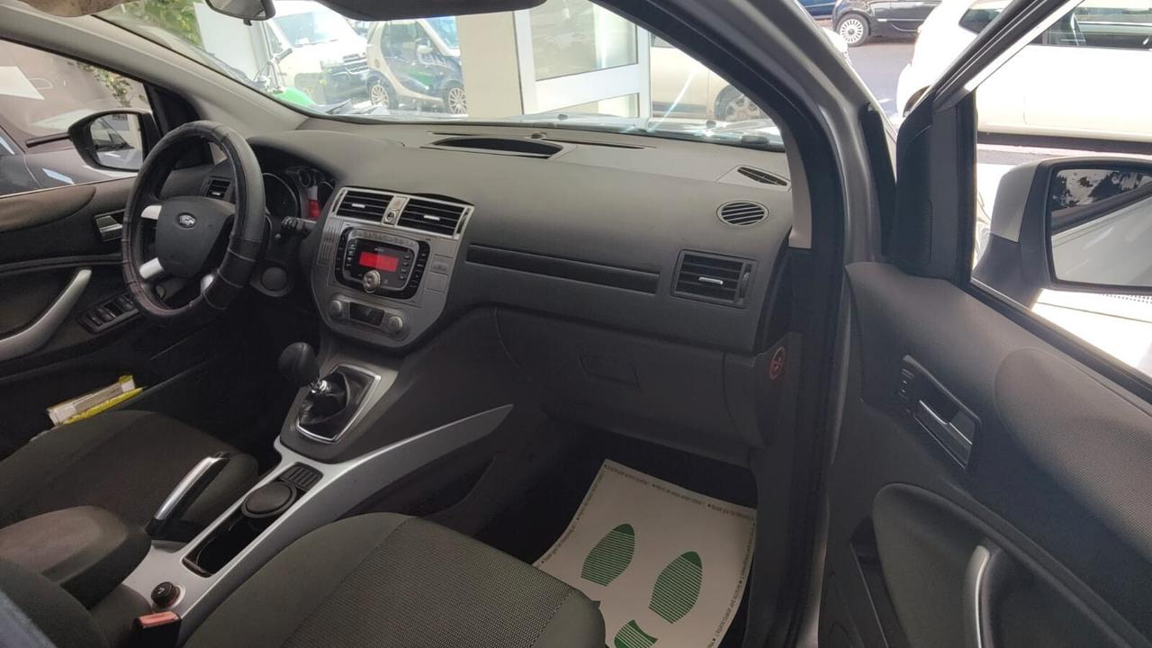 Ford Kuga 2.0 TDCi 140 CV 2WD