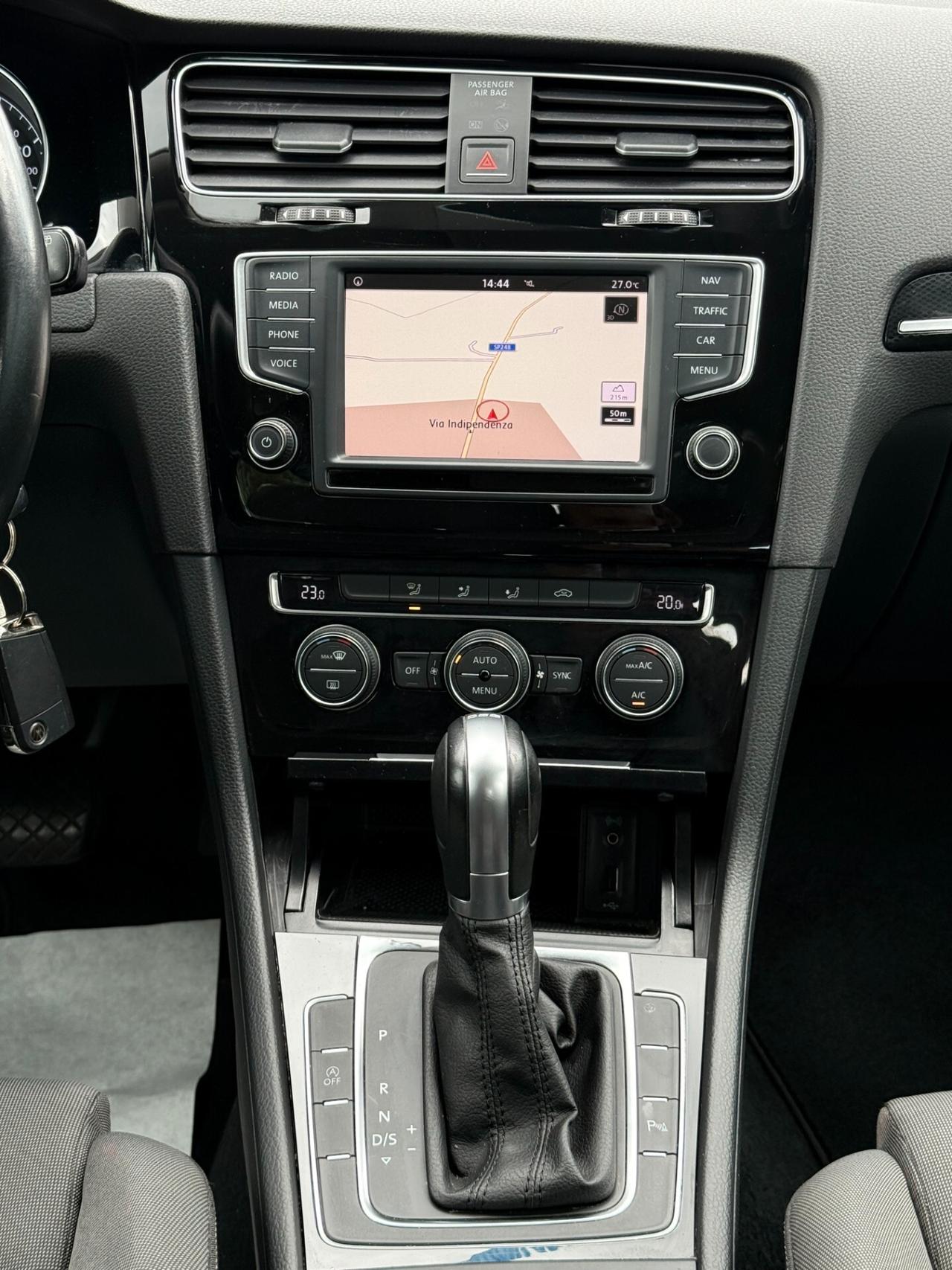 " DA VETRINA " Volkswagen Golf 1.6 TDI DSG Highline