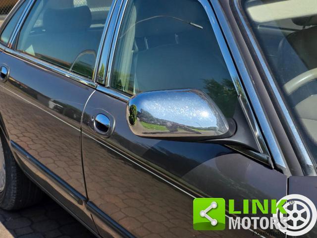 DAIMLER Six LWB 4.0L GUIDA A DESTRA