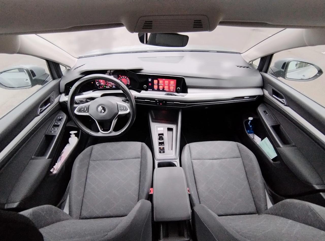 Volkswagen Golf 1.0 eTSI EVO DSG Life