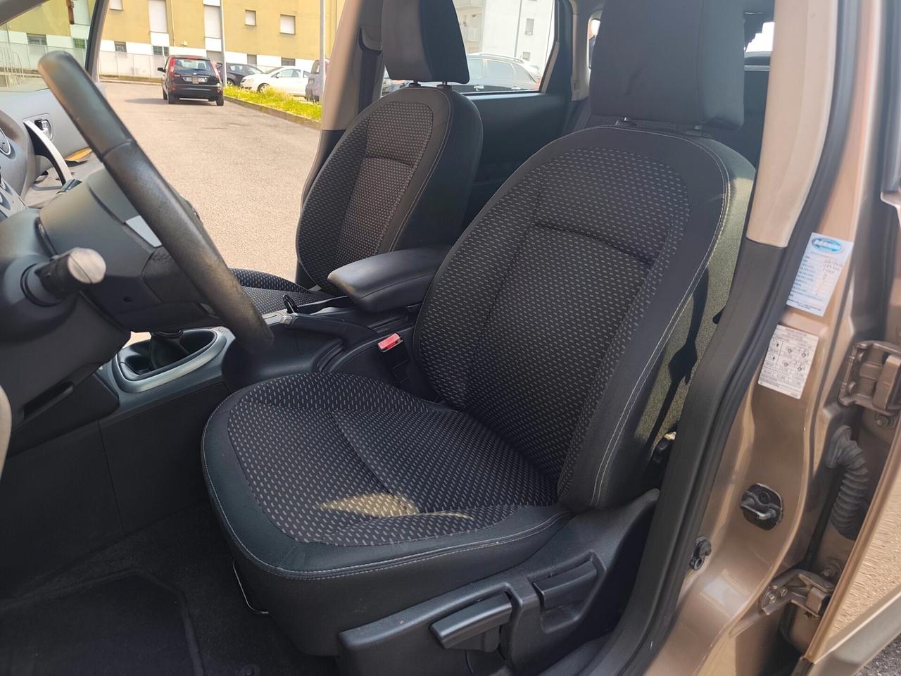 Nissan Qashqai 1.6 benz Tekna Unico proprietario