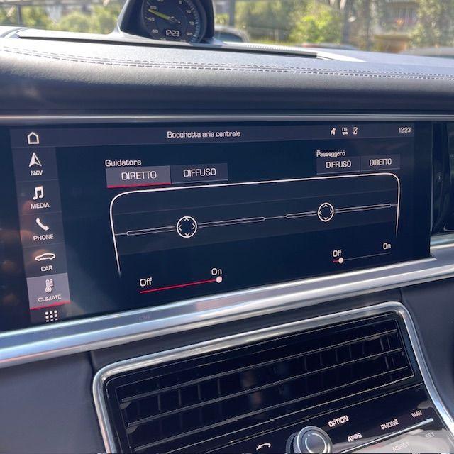PORSCHE - Panamera - 4 E-Hybrid