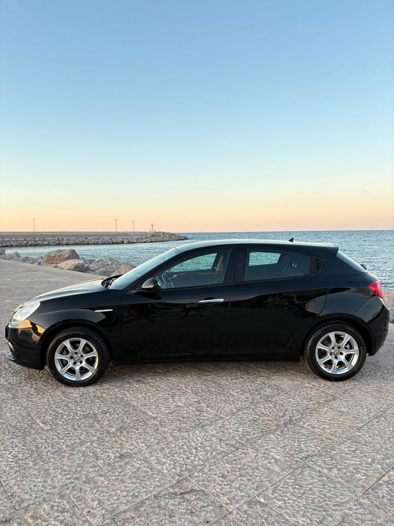 Alfa Romeo Giulietta 1.6 JTDm 105 CV