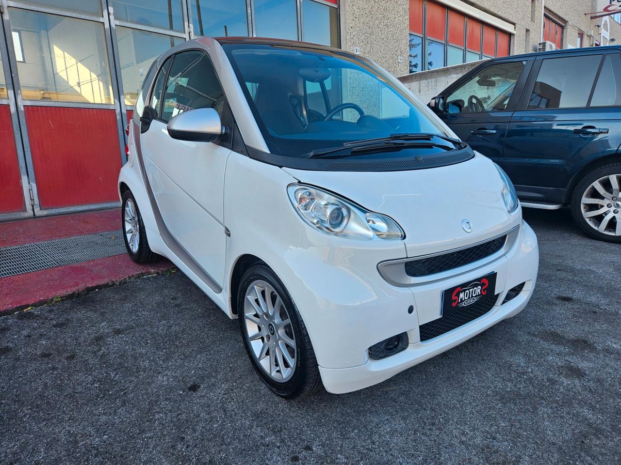 Smart ForTwo 1000 52 kW MHD coupé passion