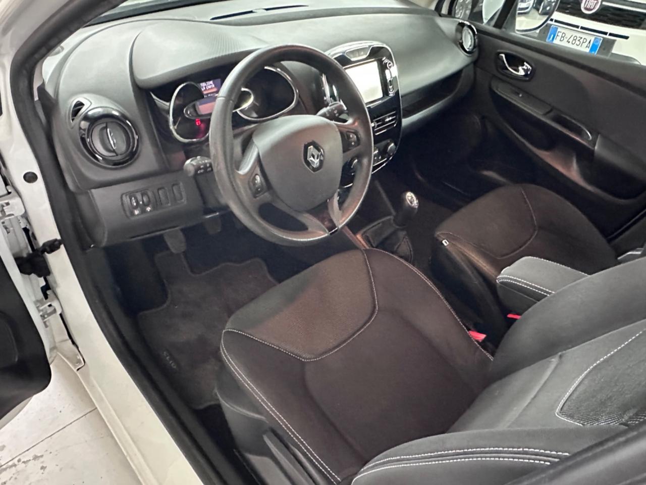 Renault Clio Sporter 1.2 75CV Live