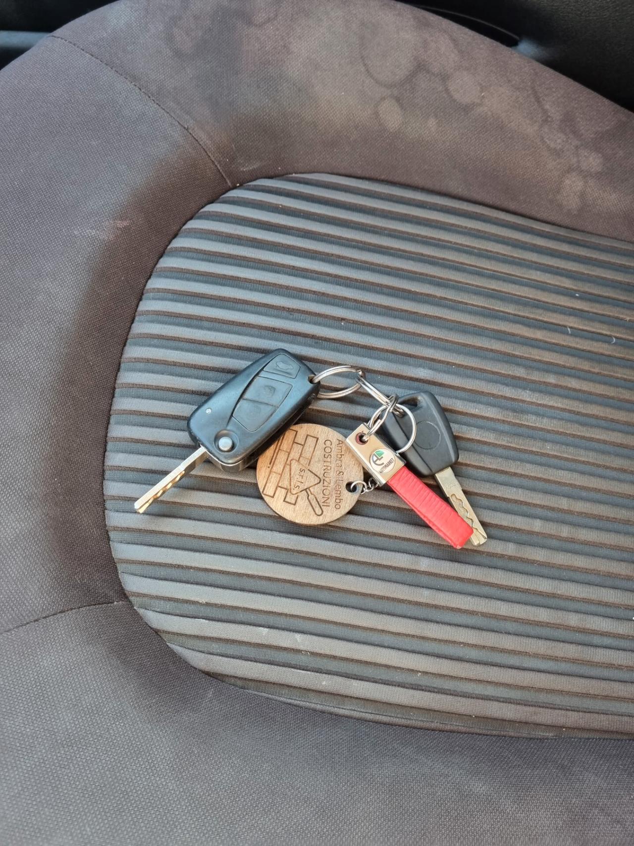 Lancia Ypsilon 1.4 Platino