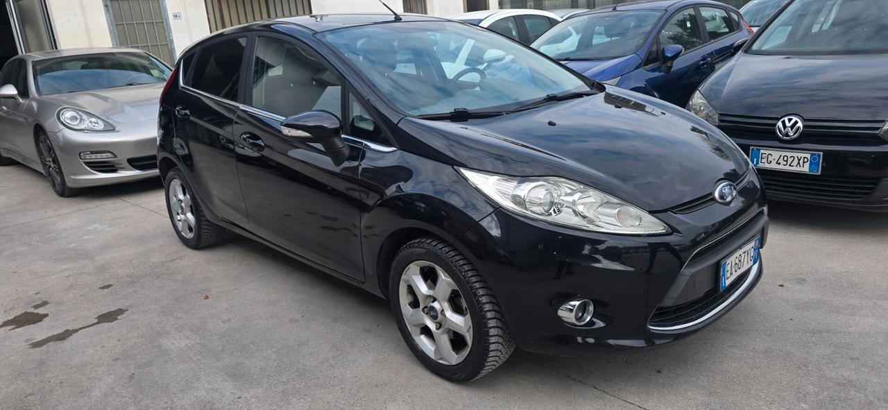 Ford Fiesta Fiesta+ 1.4 5 porte Bz.- GPL