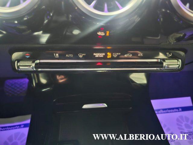 MERCEDES-BENZ A 180 d Automatic Business Luci Ambient