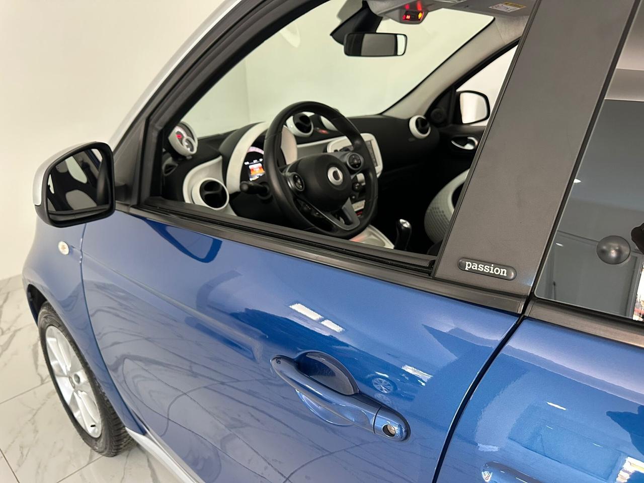 SMART FORFOUR PASSION CABRIO/LED/NAVIGATORE