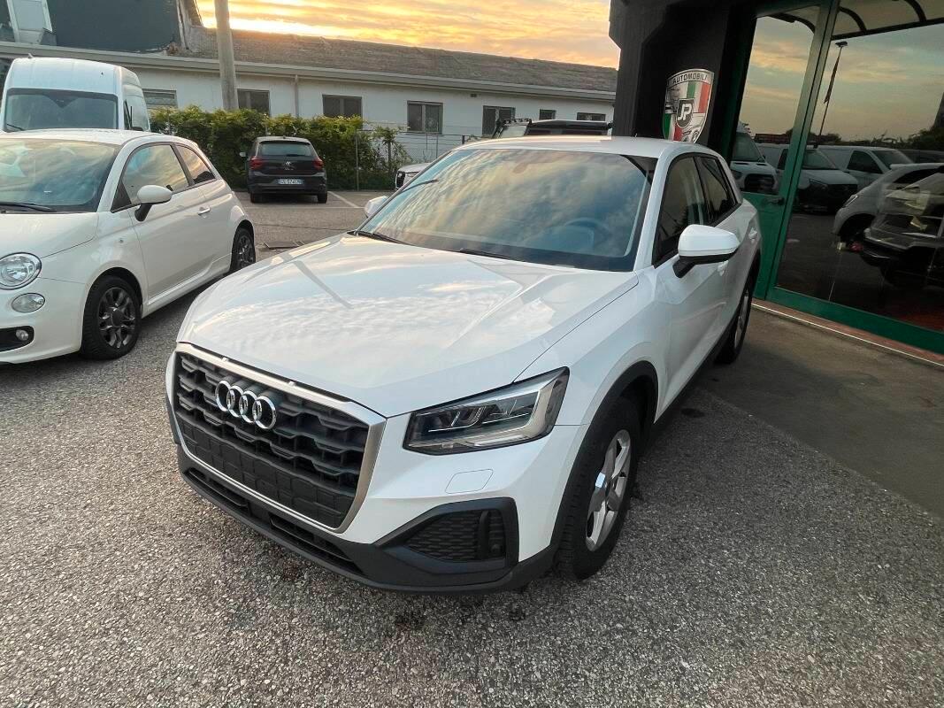Audi Q2 30 2.0 tdi Business s-tronic FULL LED PDC
