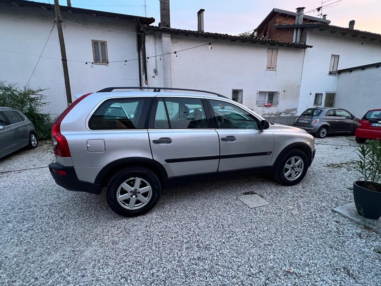 Volvo XC 90 2.4 4x4 7 posti