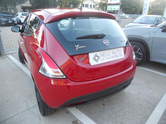 LANCIA Ypsilon 1.0 FireFly 5 porte S&S Hybrid Silver