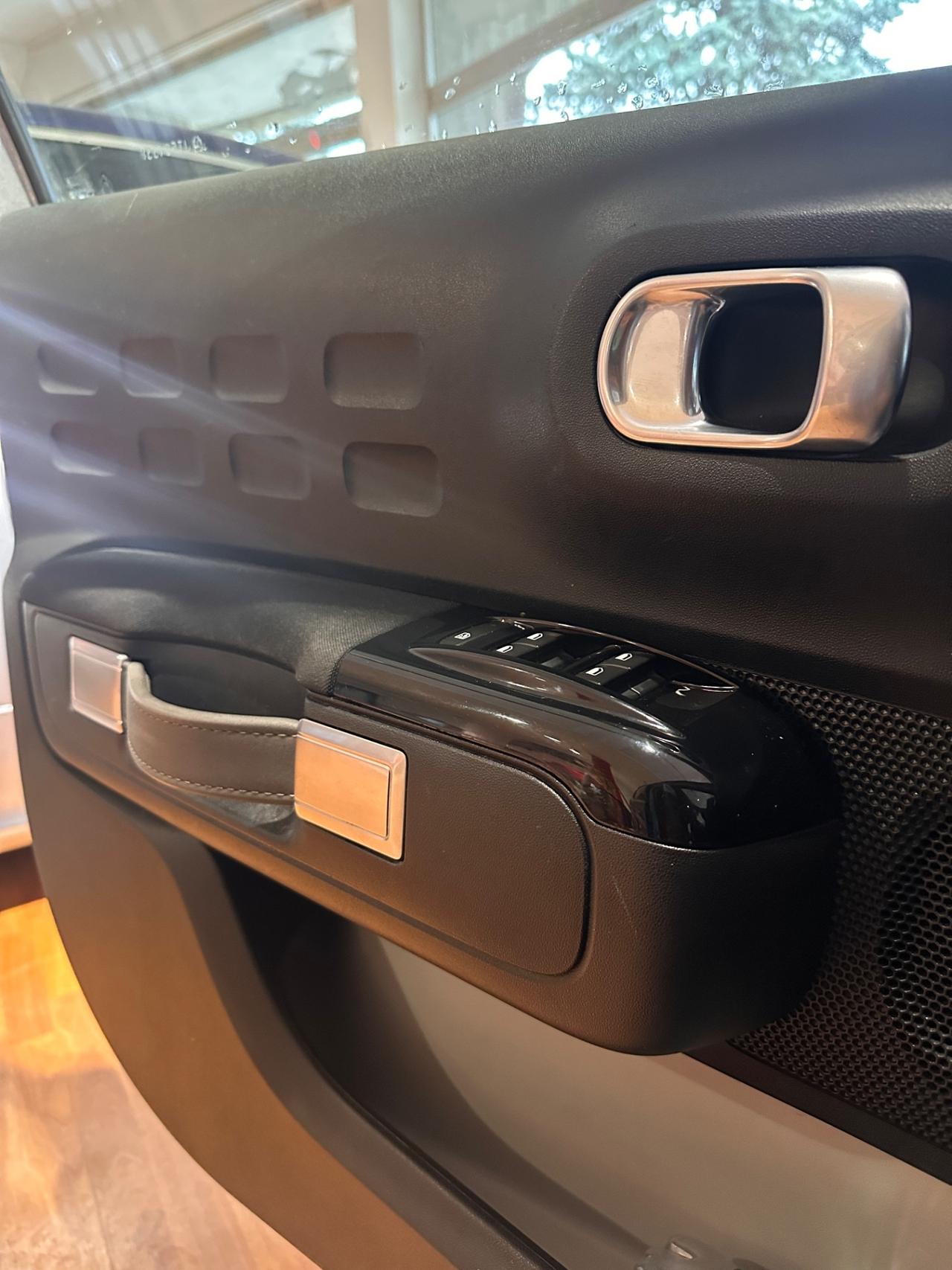 Citroen C3 PureTech 82 GPL Shine