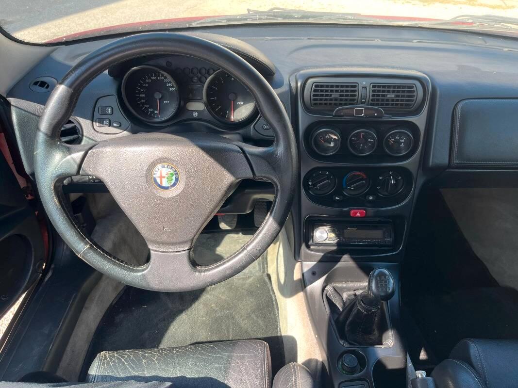 Alfa Romeo GTV 2.0 16v ts Lusso c pelle Momo