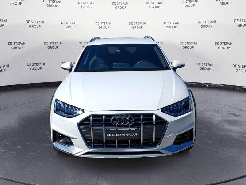 Audi A4 allroad quattro A4 V 2019 Allroad Quattro 40 2.0 tdi mhev Business quattro 204cv s-tronic