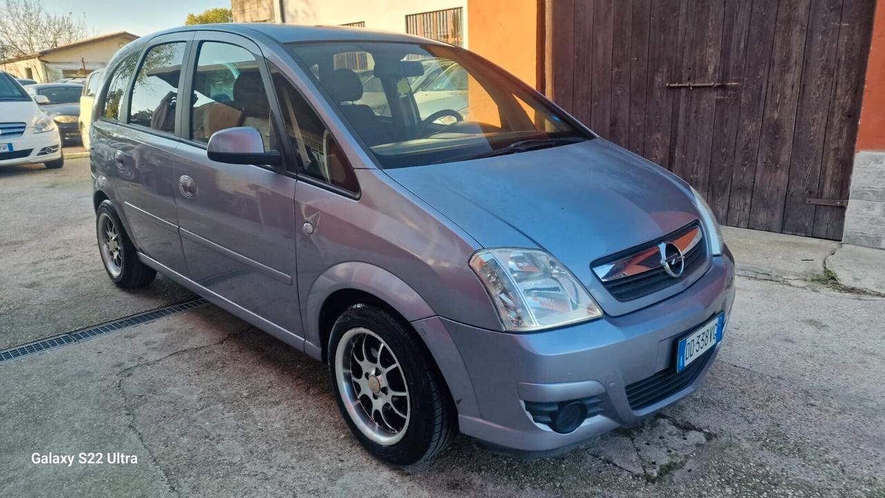 Opel Meriva 1.4 16V Cosmo metano neop