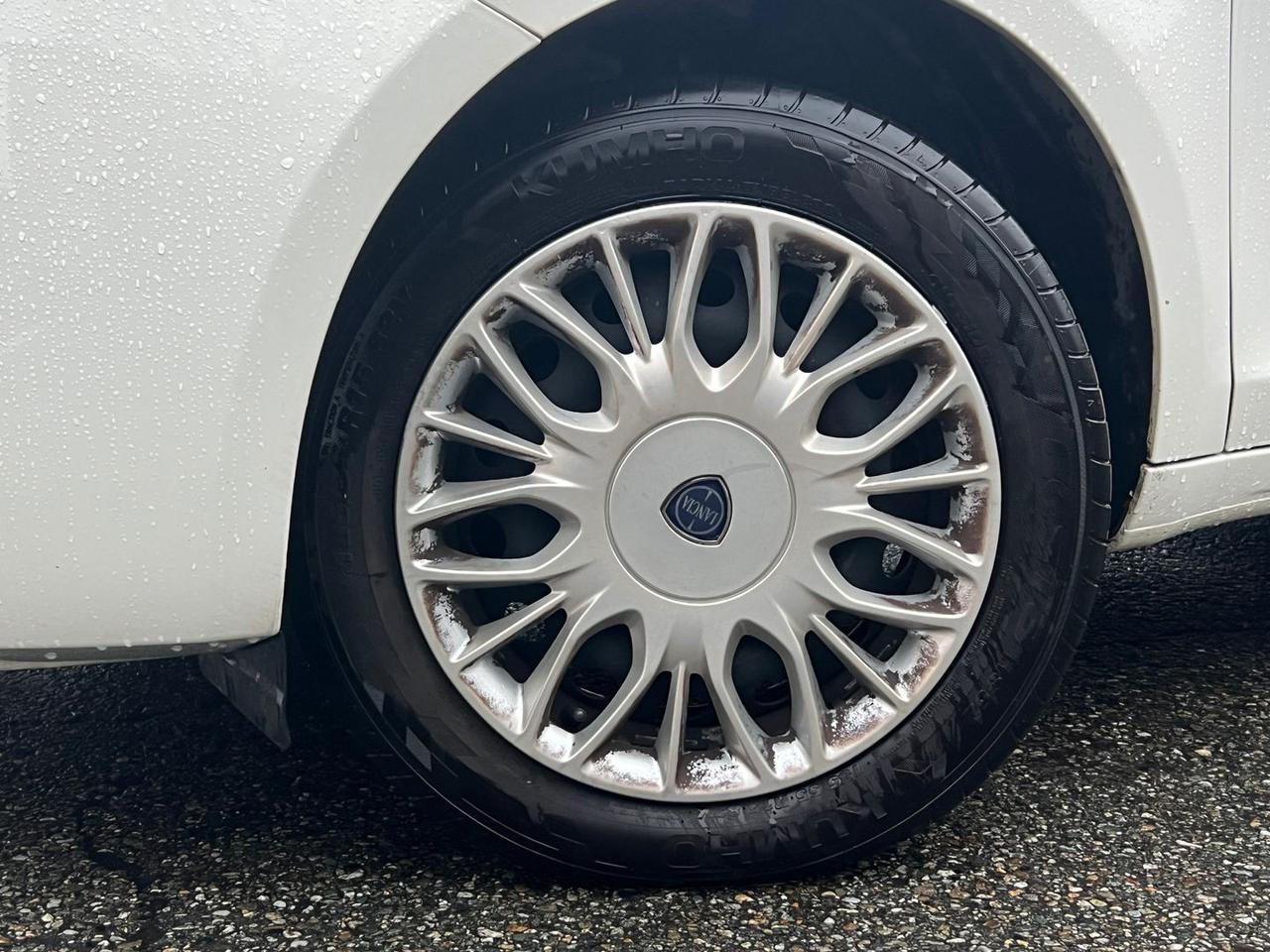 Lancia Ypsilon Silver 1.2 #8395