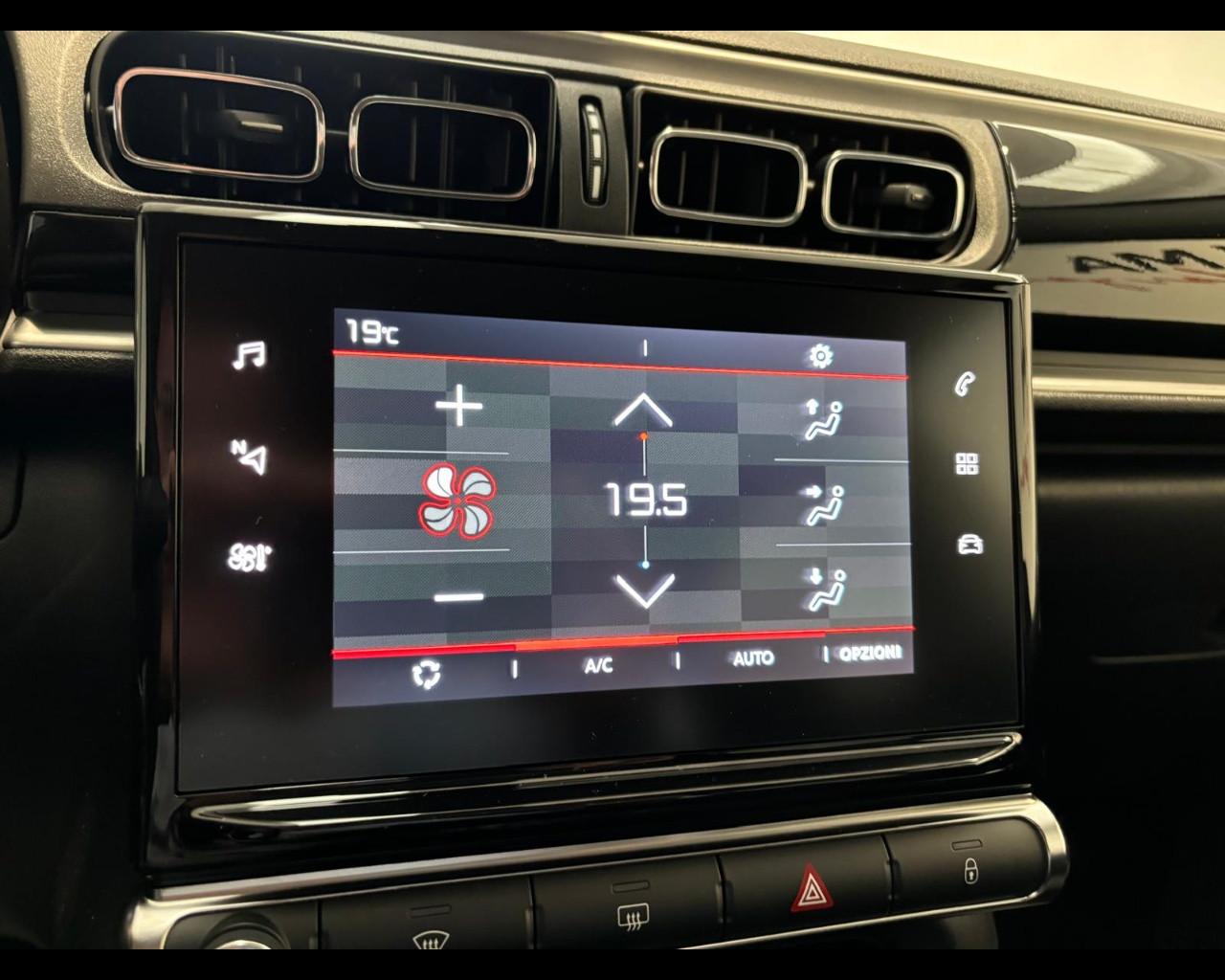 CITROEN C3 III 2017 - C3 1.2 puretech Shine Pack s&s 110cv eat6 my20