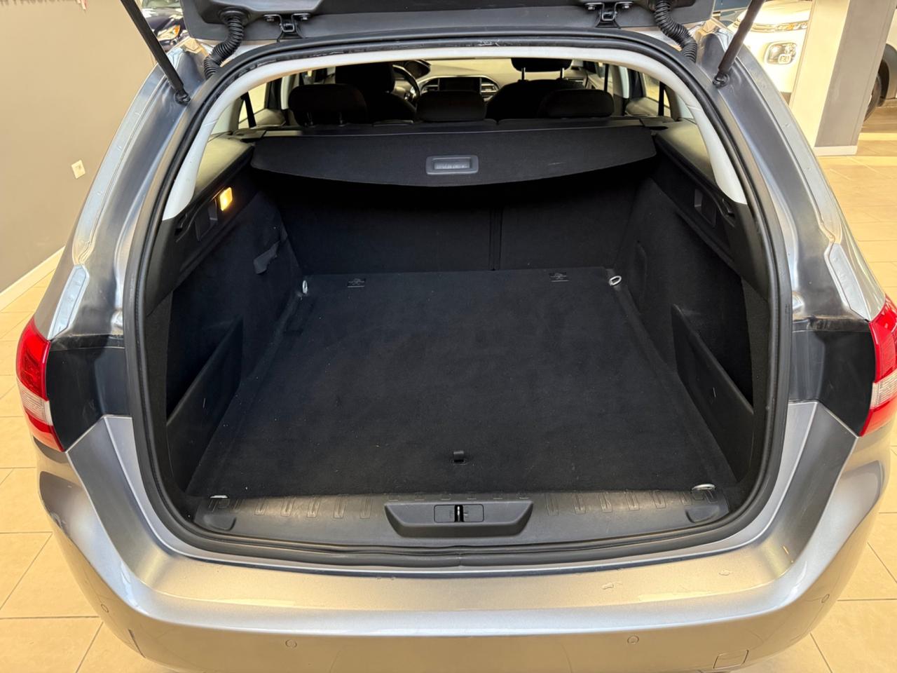 Peugeot 308 1.6 e-HDi 115 CV Stop&Start SW Business