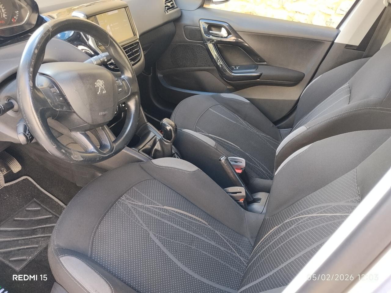 Peugeot 208 1.4 HDi 70 CV 5 porte Allure