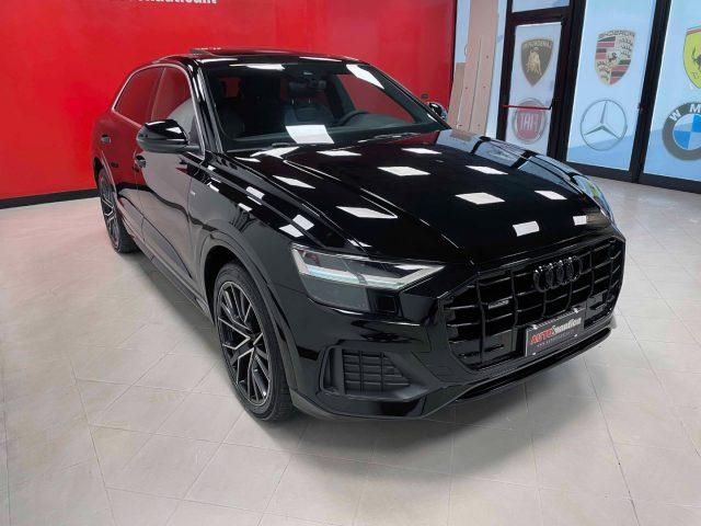 AUDI Q8 50 3.0 TDI MHEV S-LINE QUATTRO TIPTRONIC