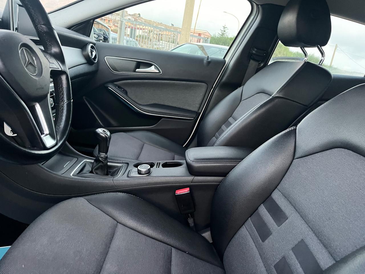 Mercedes-benz GLA 200 d Sport